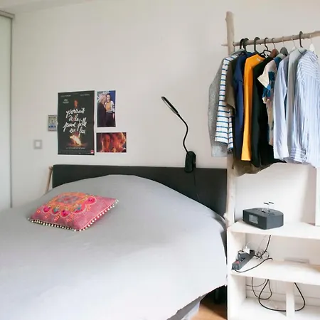Lovely Spacious Bright Two-room Apt In Bastille Parigi