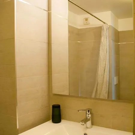 Appartamento Lovely Spacious Bright Two-room Apt In Bastille